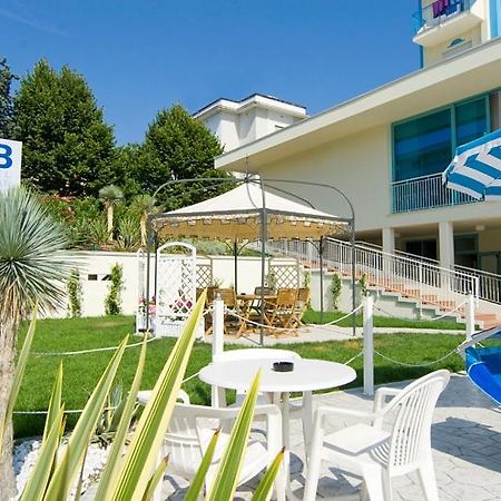 Hotel Bolivar Lido di Jesolo Ngoại thất bức ảnh