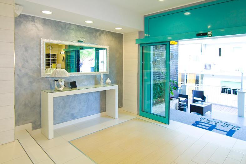 Hotel Bolivar Lido di Jesolo Ngoại thất bức ảnh