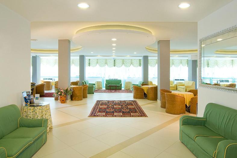 Hotel Bolivar Lido di Jesolo Ngoại thất bức ảnh
